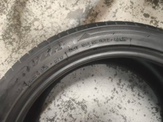 Neumático 235/45ZR20 100W XL