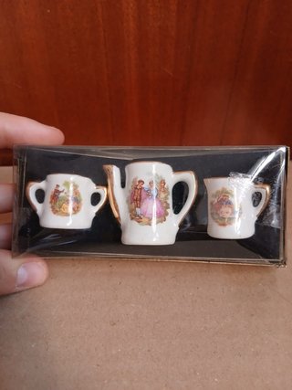 Miniatura Tetera y Tazas Porcelana