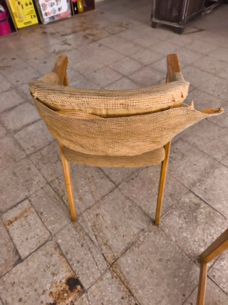 2 Sillas de Madera y Tela para Restaurar