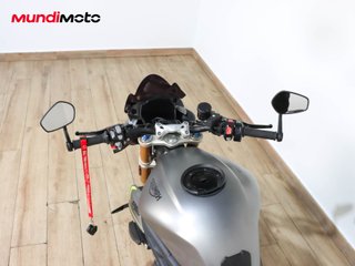 TRIUMPH SPEED TRIPLE 1200 RS