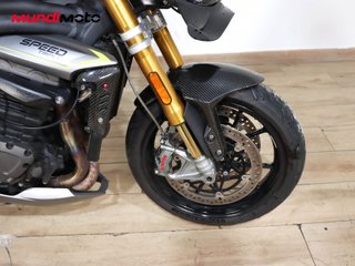TRIUMPH SPEED TRIPLE 1200 RS