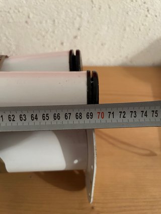 Patas de mesa metálicas y plásticas