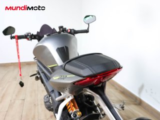 TRIUMPH SPEED TRIPLE 1200 RS