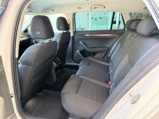 SKODA Superb Combi 2.0 TSI Scout 4x4 DSG 272Cv