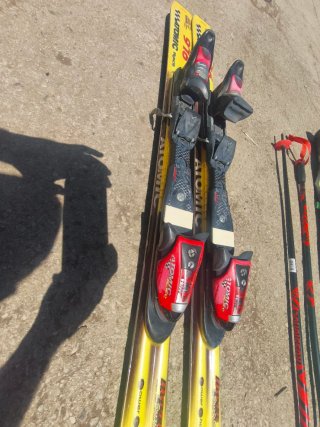 Pack sci Atomic Beta Race 9.16 (170 cm) + extra