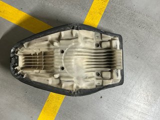 Asiento Honda CN 250 Spazio/Helix