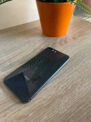 iPhone 8 Plus Grigio Siderale
