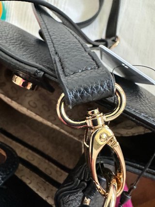 Bolso Guess Negro Juvenil