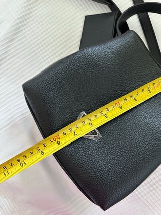Bolso Guess Negro Juvenil