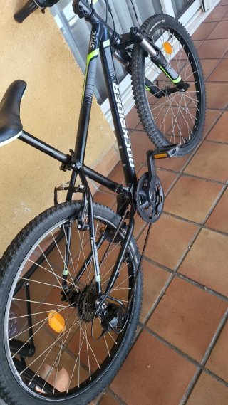 Bicicleta infantil Rockrider ST500 24