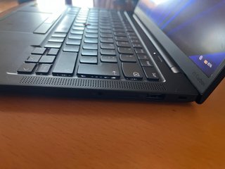 Lenovo ThinkPad X1 Carbon Gen 10 (32G 1TB)