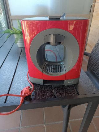 Cafetera Dolce Gusto Krups Roja