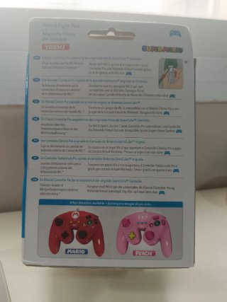 Mando Wii U Yoshi Wired Fight Pad