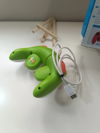 Mando Wii U Yoshi Wired Fight Pad