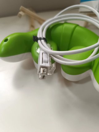 Mando Wii U Yoshi Wired Fight Pad
