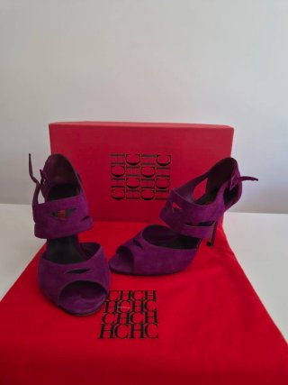 Zapatos de tacón morados Carolina Herrera