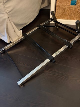 Pedales Thrustmaster T-LCM + T-Stand
