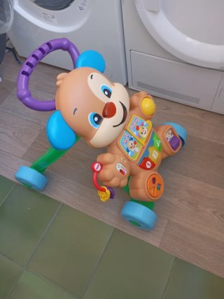 Correpasillos musical Fisher Price