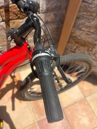 Bicicleta MTB B'TWIN ROCK RIDER ST 100