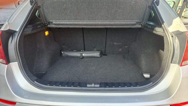 BMW X1 xDrive 20dA (E84) 2010, foto 12
