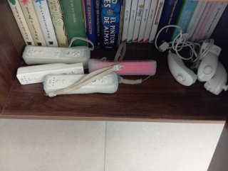 Nintendo Wii + 4 mando+ HDMI adaptadr+ Juegos