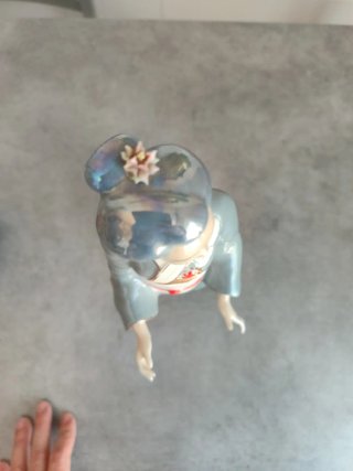 Figura de porcelana mujer kimono