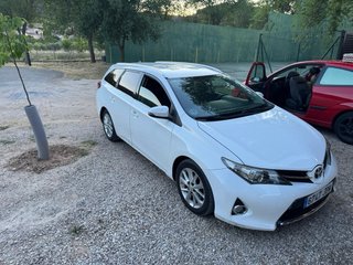 Toyota Auris 2014