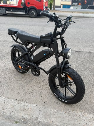 Bicicleta Eléctrica Negra