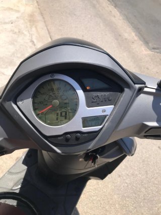 SYM Symphony ST 2018 Plata/Rojo