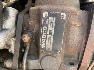 Motor Nissan B6.60 + Caja ZF 6S 850