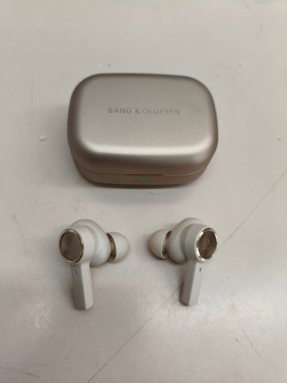 Auriculares Bang & Olufsen Beige/Dorado