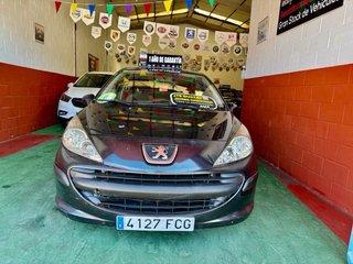 Peugeot 207 1.4i 75cv etiqueta C 2470€!!