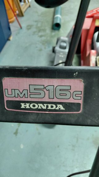 Desbrozadora Honda UM 516 C