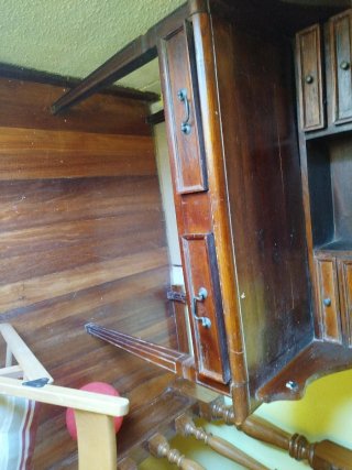 Escritorio antiguo madera