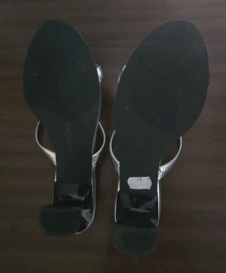 Sandalias LODI plateadas tacón talla 38