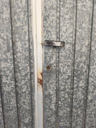 Puerta metálica garaje/cochera