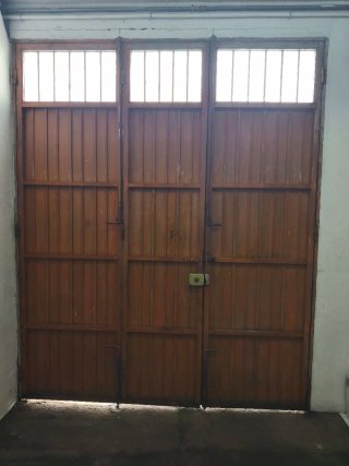 Puerta metálica garaje/cochera