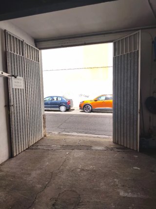 Puerta metálica garaje/cochera