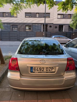 Toyota Avensis 2.2 D-4D 150cv Executive ETIQUETA B