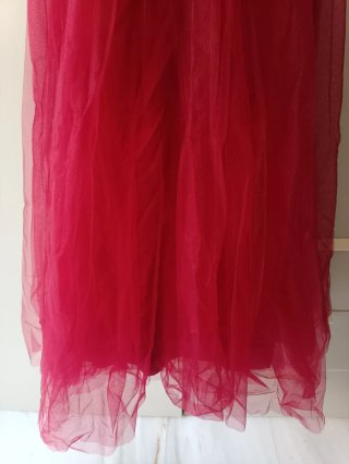 Vestido de fiesta rojo claro