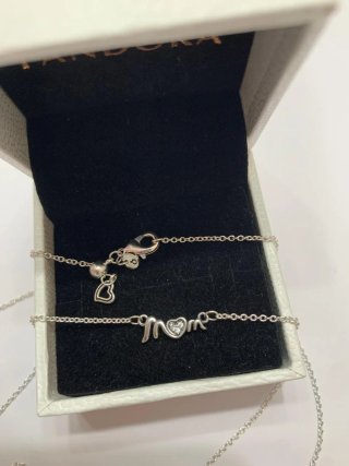 Collar Pandora Mamá Plata letras