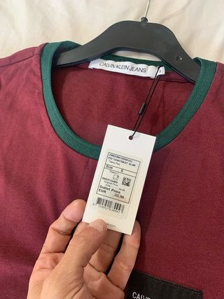 2 Camisetas Calvin Klein Nuevas