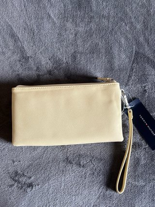Cartera pulsera Tommy Hilfiger amarilla