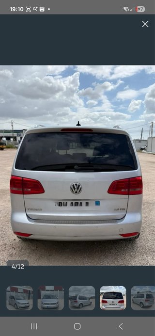 Volkswagen Touran 2011