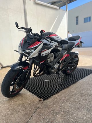 Kawasaki Z800