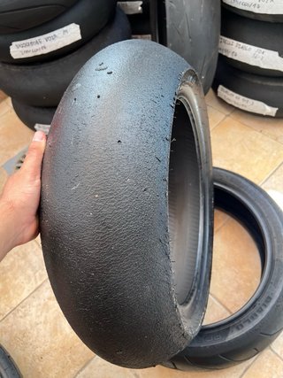 Pirelli Diablo Superbike SC1