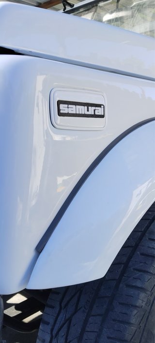 PLACAS LATERALES SUZUKI SAMURAI