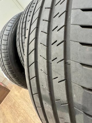 4 Neumáticos Bridgestone Alenza 225/60 R18