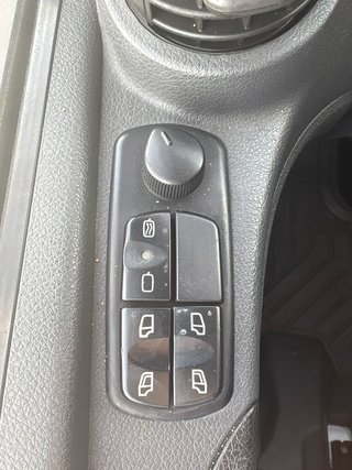 Camion rigido Mercedes Atego 1218 2016