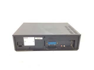E741358-0 REPRODUCTOR VIDEO VHS SANYO VHR-797